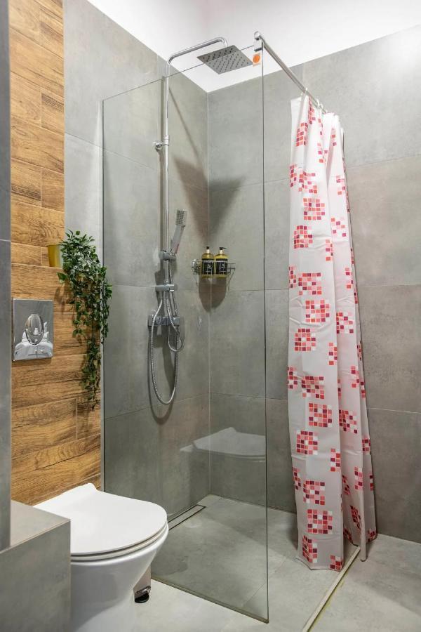 Discover Krakow Apartments - 5 Borowickiej St - Studio Next To Opera And Unity Centre Krakau Exterior foto