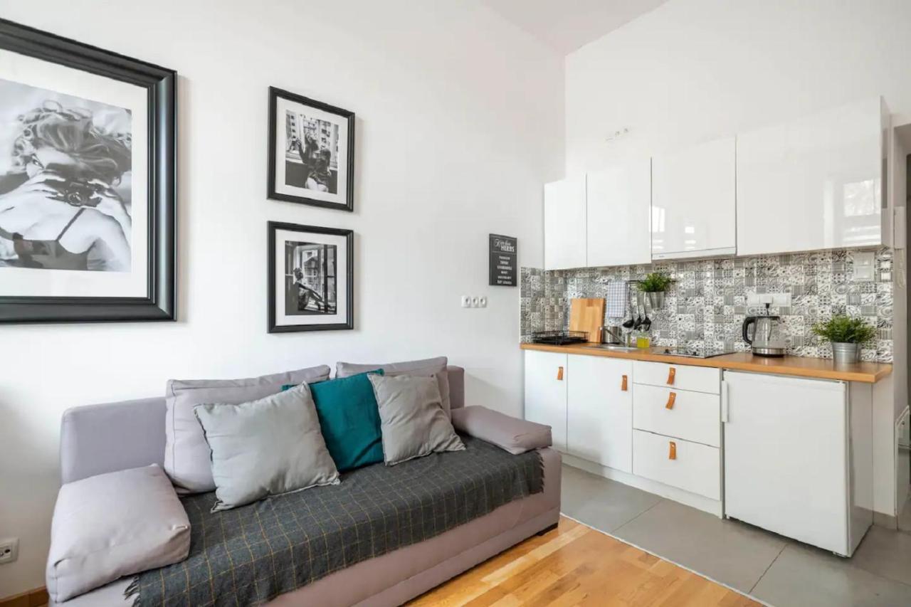 Discover Krakow Apartments - 5 Borowickiej St - Studio Next To Opera And Unity Centre Krakau Exterior foto
