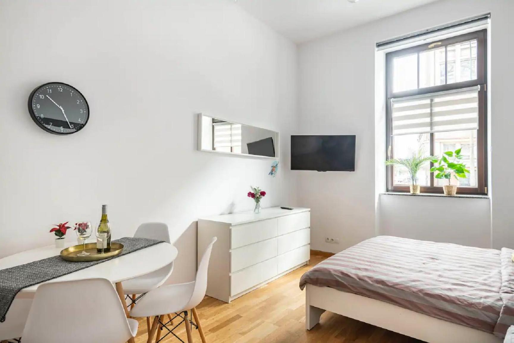 Discover Krakow Apartments - 5 Borowickiej St - Studio Next To Opera And Unity Centre Krakau Exterior foto